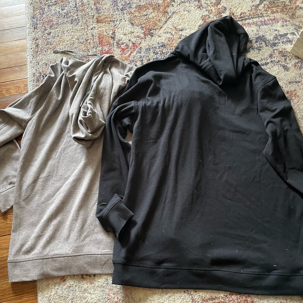 2 mens XL hoodies